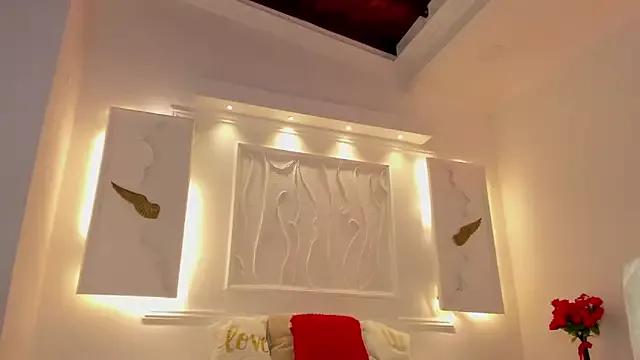Kataleya_17 from StripChat