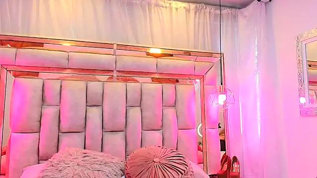 Katalina_Evans from StripChat