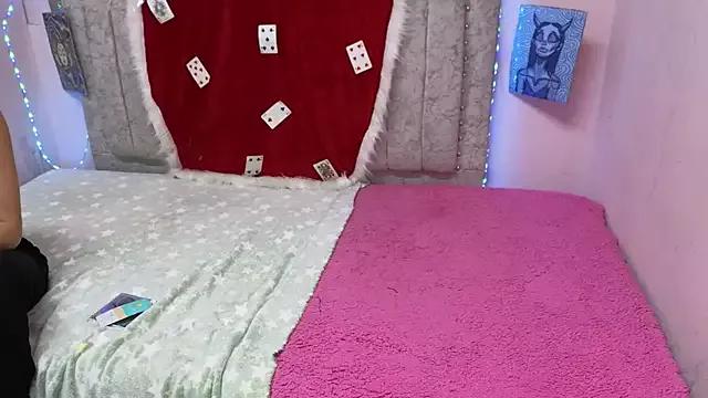 katalinathxandbritney1 from StripChat