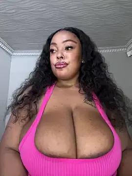 Katamia25 from StripChat