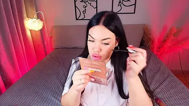 Girls: try live performances with matured performers, from dancing to quirks, in a variety of beautiful sex cams.