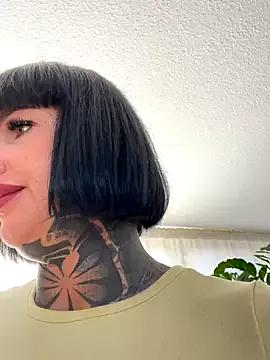 Photos of KathaleaNoir from StripChat is Freechat