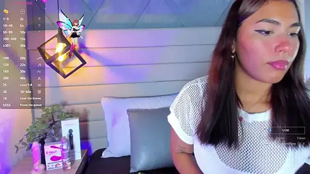 Kathyaa_ from StripChat is Freechat