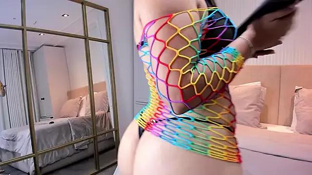 KatieBoisson from StripChat is Freechat