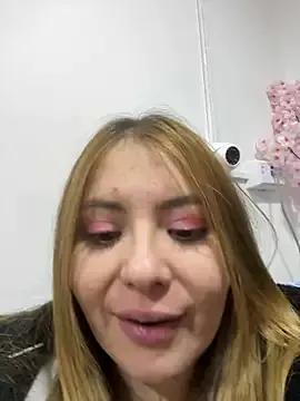 KatteAdams from StripChat
