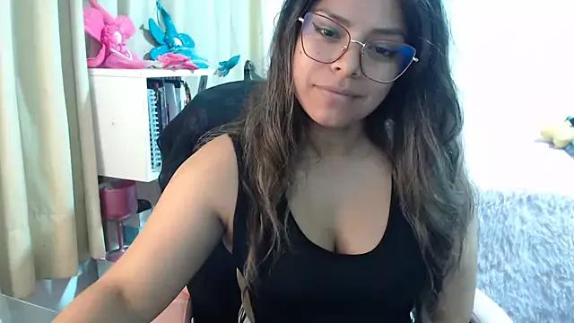 KatteAngelLat from StripChat
