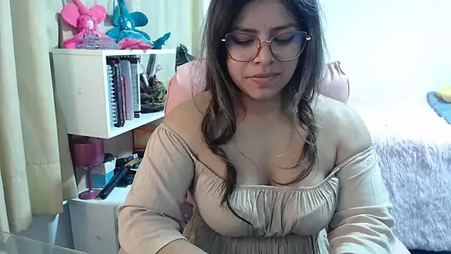 KatteAngelLat from StripChat