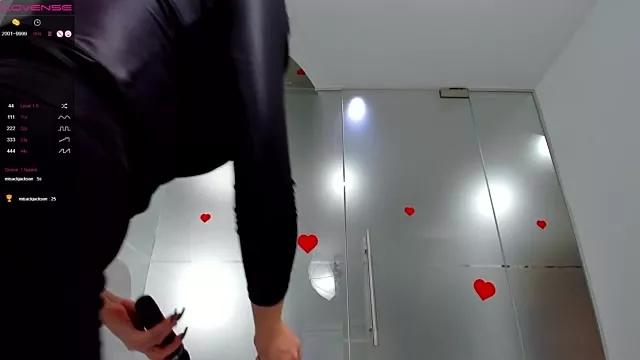 katty_lovel on StripChat 