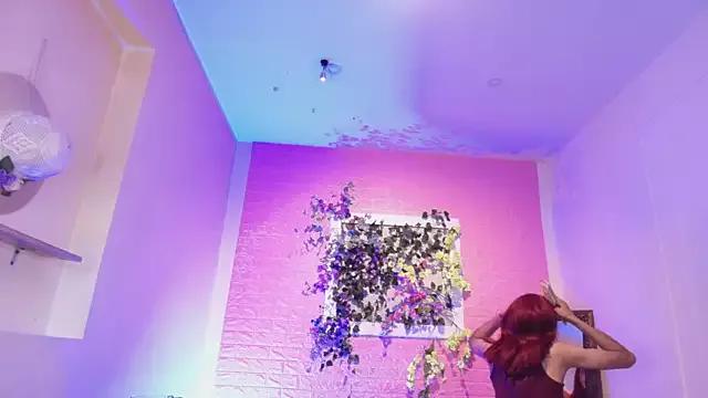 Katy_bratz_ from StripChat is Freechat