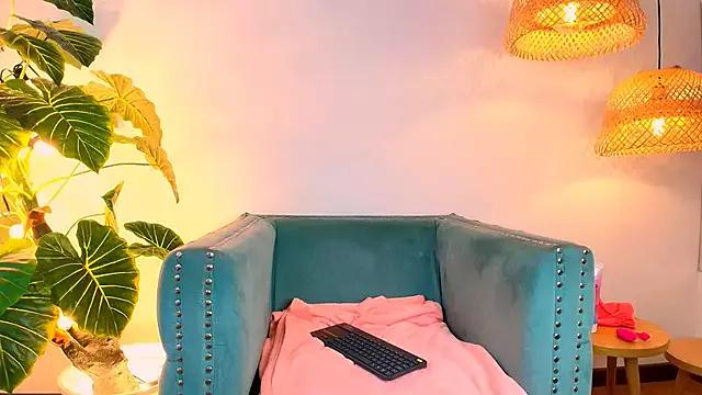 katy_usha from StripChat is Freechat