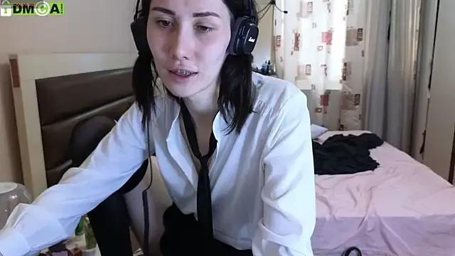 KawaiiNullify from StripChat
