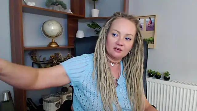 KayaMagic from StripChat