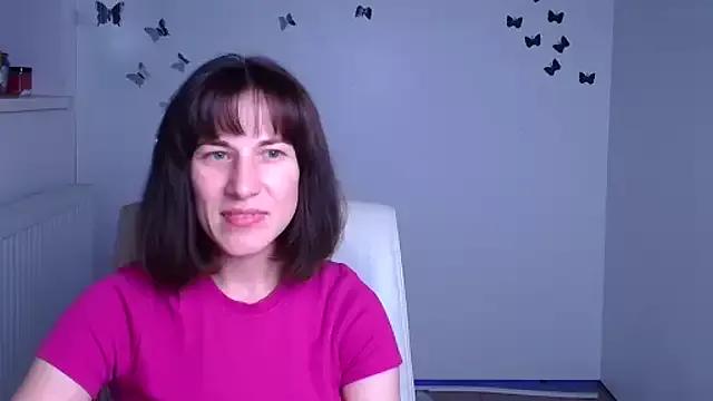 Kelly_Kisss from StripChat is Freechat