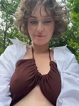 KellyKeler from StripChat