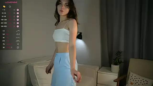 KellyWarrren from StripChat is Freechat