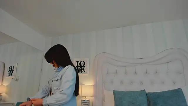Girls: try live performances with matured performers, from dancing to quirks, in a variety of beautiful sex cams.