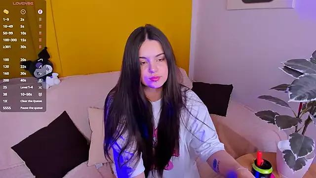 Girls: try live performances with matured performers, from dancing to quirks, in a variety of beautiful sex cams.