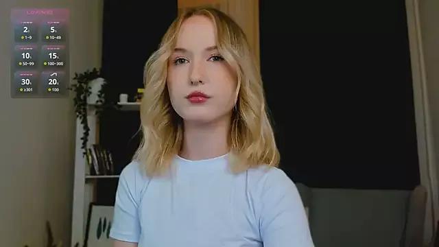 kikishyness from StripChat