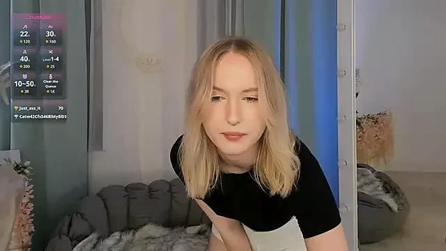 kikishyness from StripChat is Freechat