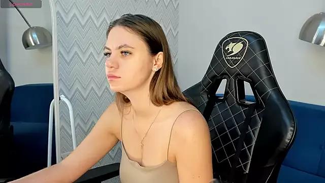 Kimberly_Warner from StripChat is Freechat