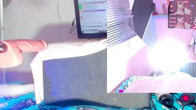 kira_touka from StripChat is Freechat