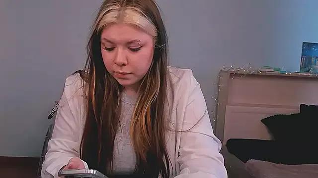 kissmywings from StripChat