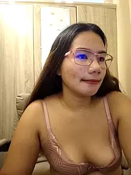 Kissy07 from StripChat