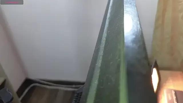 kissy_tay from StripChat