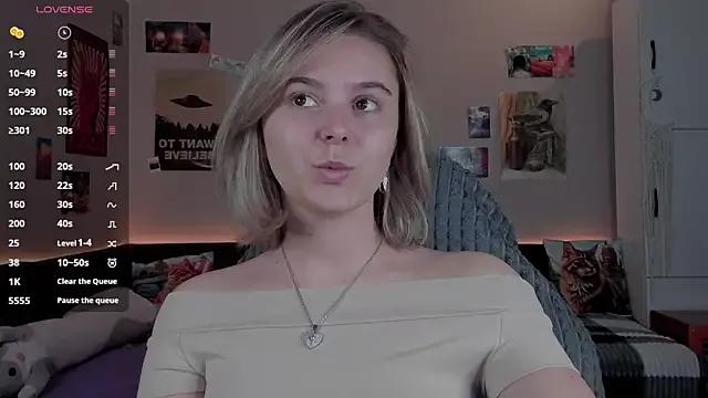 kitten_kween from StripChat