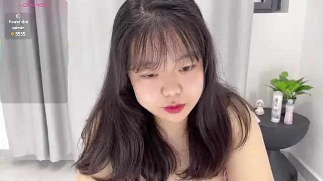 Kittenfishing from StripChat
