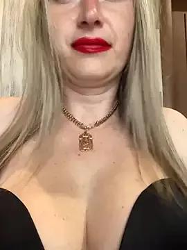 Kittenforyou from StripChat