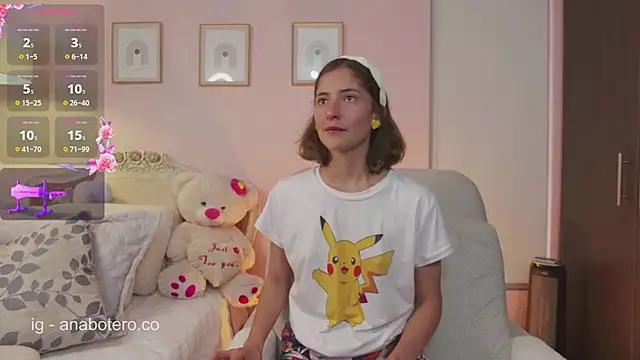 KittyAna from StripChat