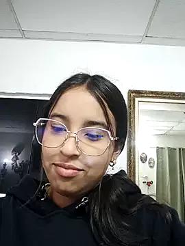 Kittyping17 from StripChat