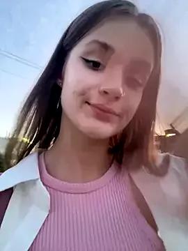 KittyQueeny from StripChat
