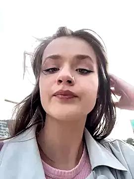 Photos of KittyQueeny from StripChat is Freechat