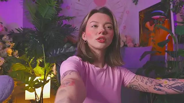 Girls: try live performances with matured performers, from dancing to quirks, in a variety of beautiful sex cams.