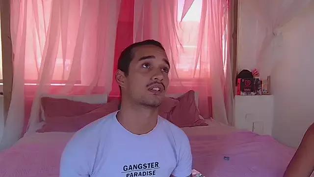 Laila_asher from StripChat is Freechat