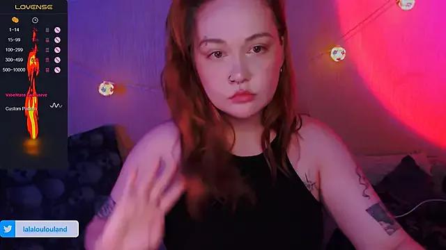 lala_loulou_land from StripChat is Freechat