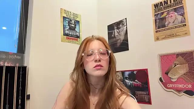 LALECZKAMII from StripChat