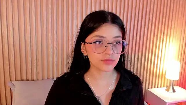 lana_dol from StripChat