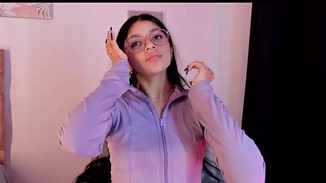 lana_dol from StripChat