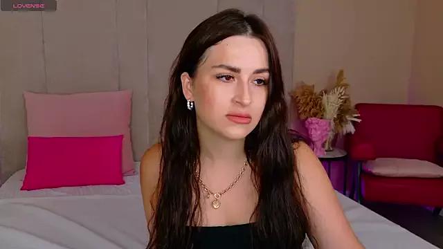 LanaElise from StripChat is Freechat