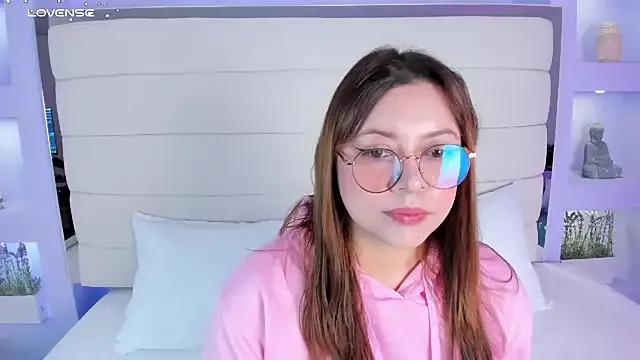 Lanna18 from StripChat is Freechat