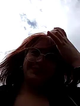 lara_moon25 from StripChat
