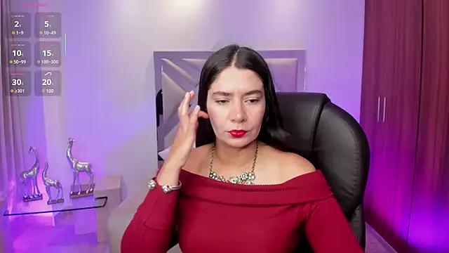 laraa_stone from StripChat
