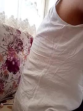 Photos of LaraGomezxx from StripChat is Freechat