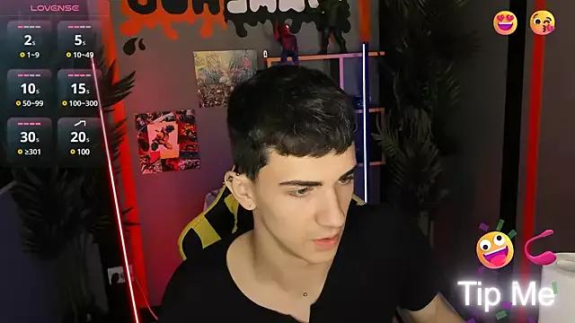 LarryProject from StripChat is Freechat