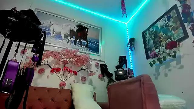 Girls: try live performances with matured performers, from dancing to quirks, in a variety of beautiful sex cams.