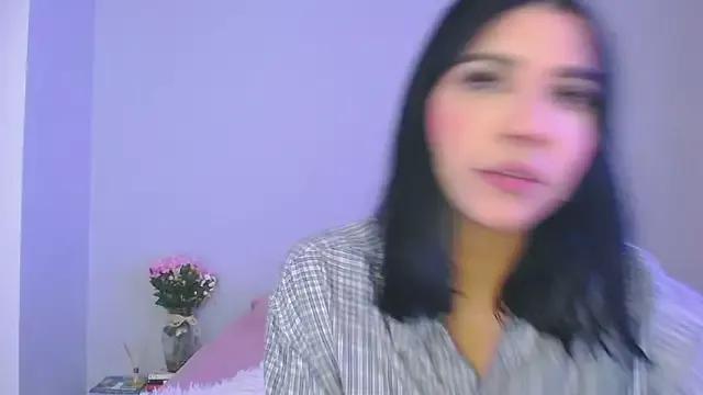 Laura-angeel from StripChat is Freechat
