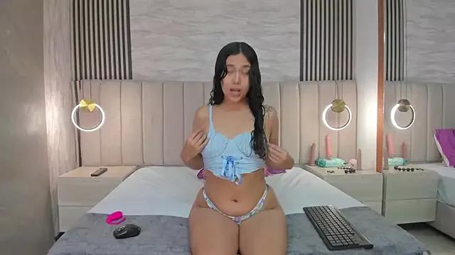 laura_smith33 from StripChat is Freechat